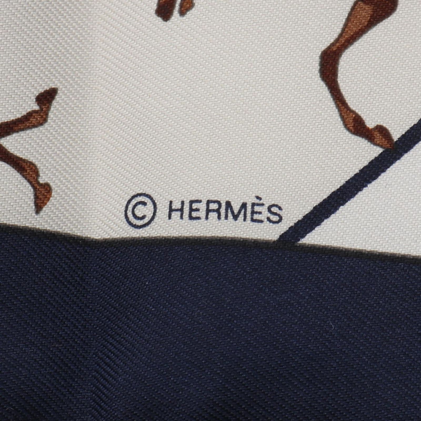 エルメス HERMES スカーフ プチカレ　カレ45 ガヴロッシュ HERMES エルメス プチカレ カレ45ガヴロッシュ Lanternes