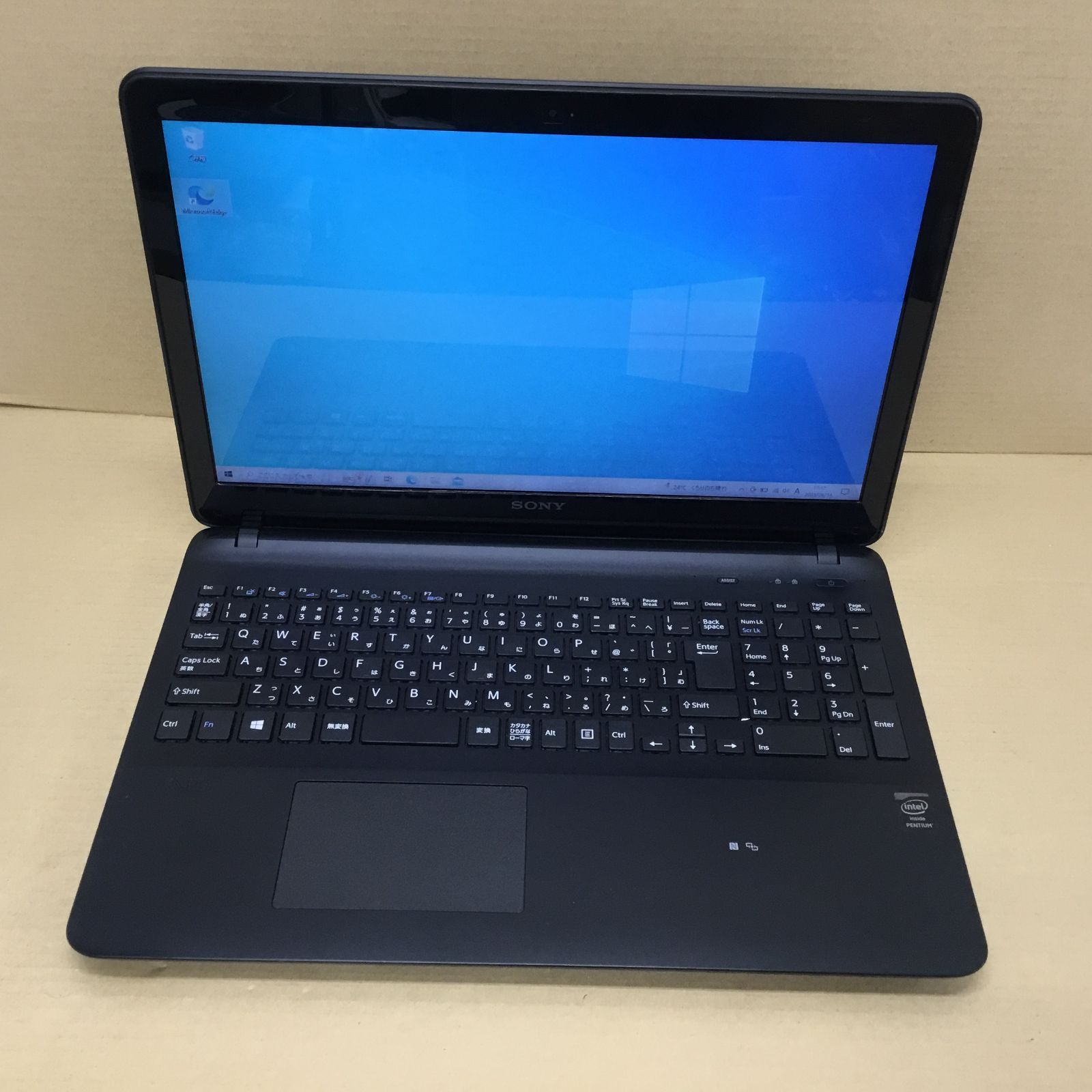 VAIO Fit 15 SVF15A17CJP SONY製ノートPC 使用少なめ SONY VAIO Fit 15
