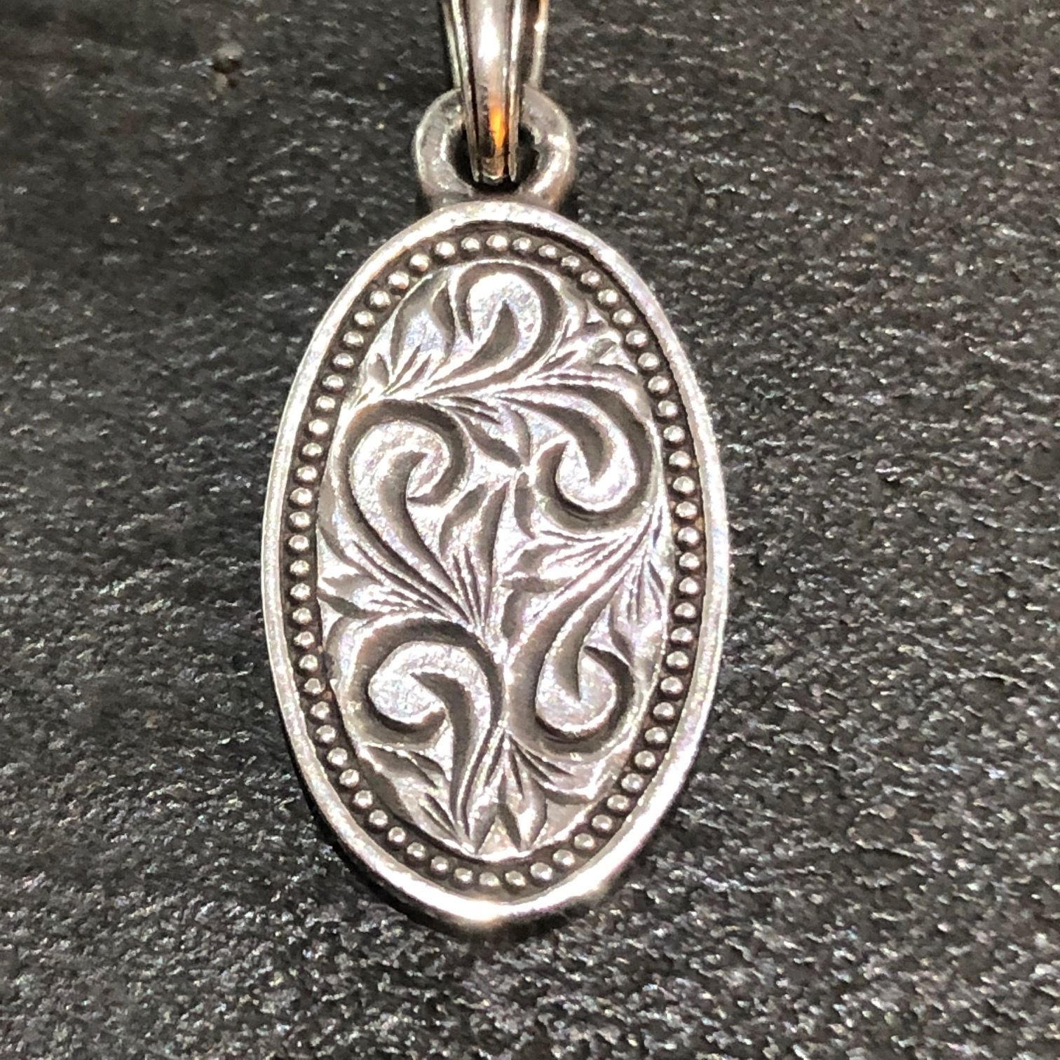 Antidote BUYERS CLUB Engraved Plate Pendant プレート ペンダント