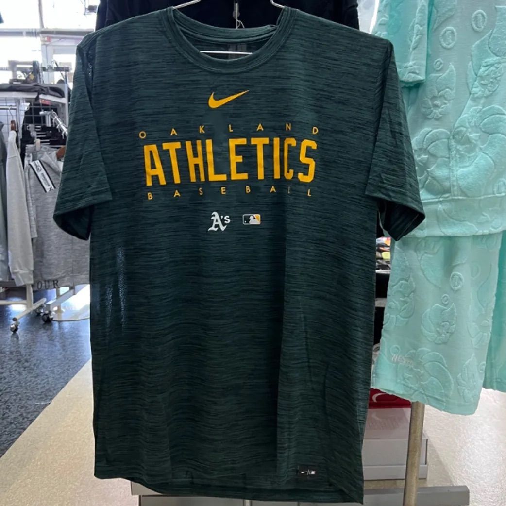 残り1点‼️逸品‼️NIKEナイキ○MLBメジャーリーグ 半袖Tシャツ