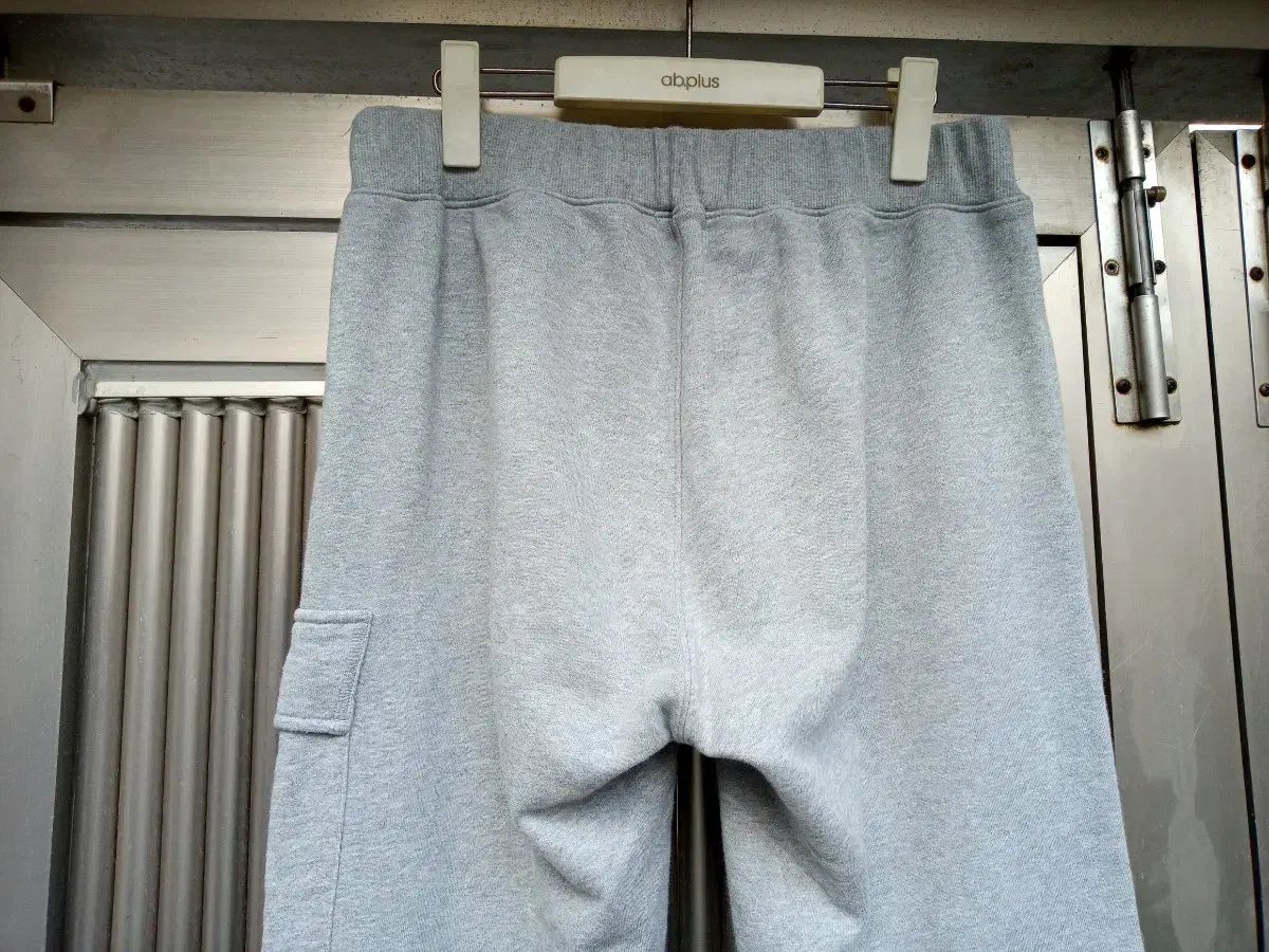 トレーニングパンツ 33
