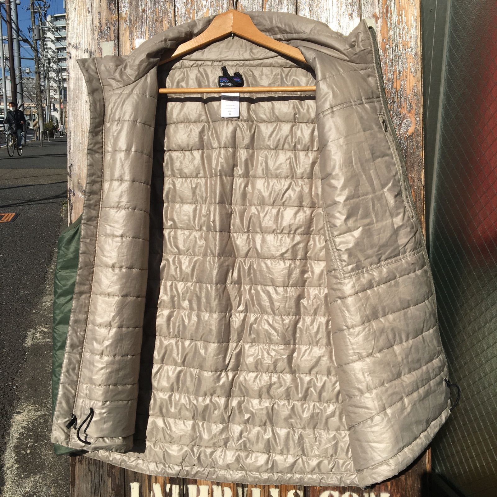 Patagonia マイクロパフベストMARSカラー