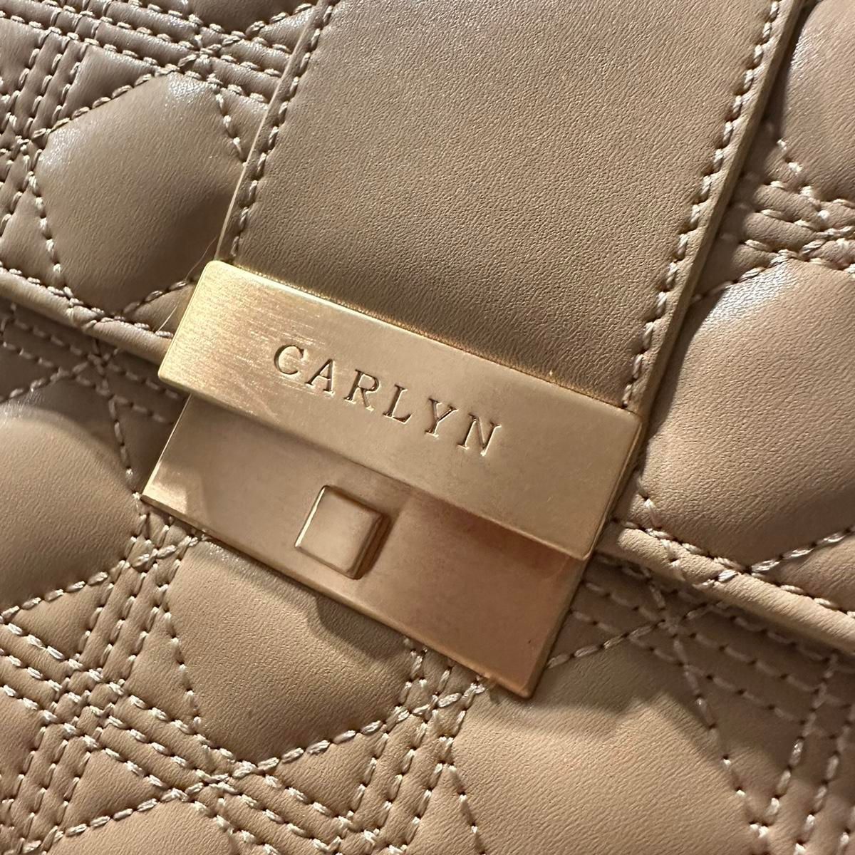 Bunjang商品韓国直送】CARLYN(カーリン) ミニッツバッグ ライト  