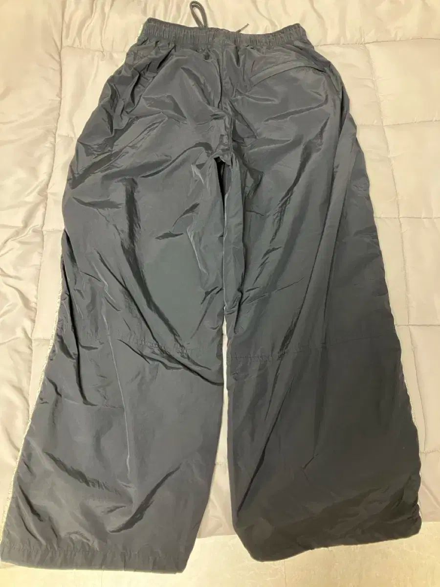 トラック パンツ フローラル パイプド ブラック 3