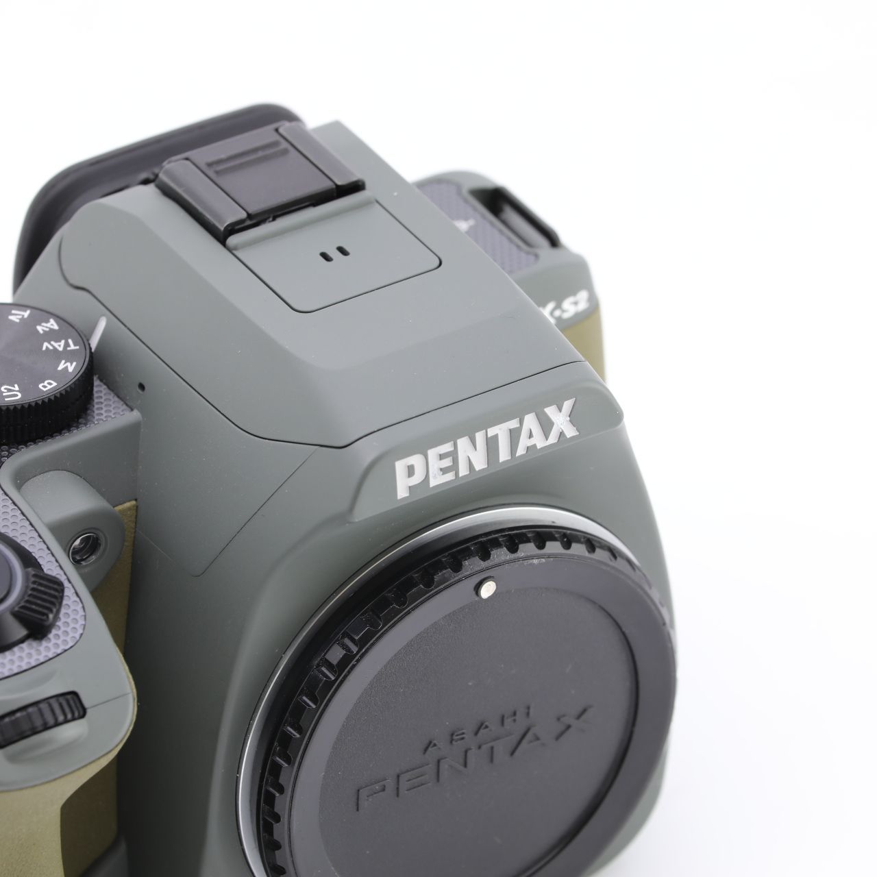 ペンタックス　ks2 　希少フォレストグリーン 念願のフォレストグリーン」世界最小の防塵防滴一眼レフPENTAX K