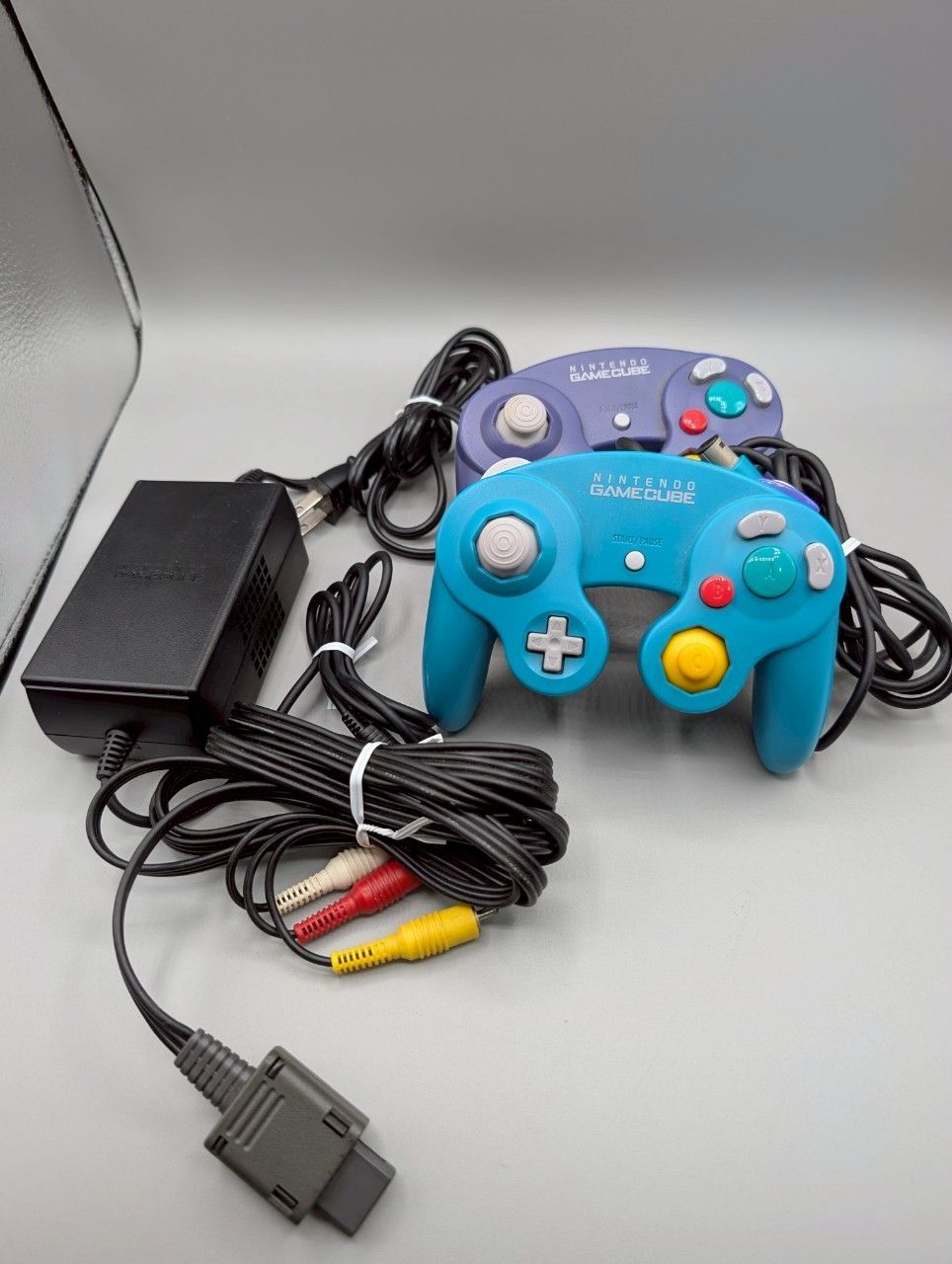 任天堂　ゲームキューブ　動作OK　本体　コントローラー 新品　DOL-101 動作確認済み】ニンテンドー ゲームキューブ オレンジ DOL-101