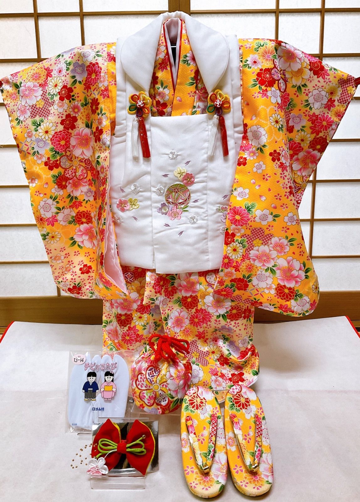 509ag20◎七五三 三歳 女の子 アンティーク着物&被布 レトロ 金彩 白◎ 509ag20◎七五三 三歳 女の子 アンティーク着物&被布 レトロ 金彩 白