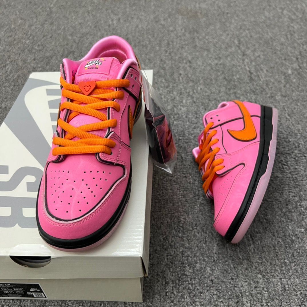 The Powerpuff Girls × Nike SB Dunk Low ナイキ-MM輸入1 - メルカリ