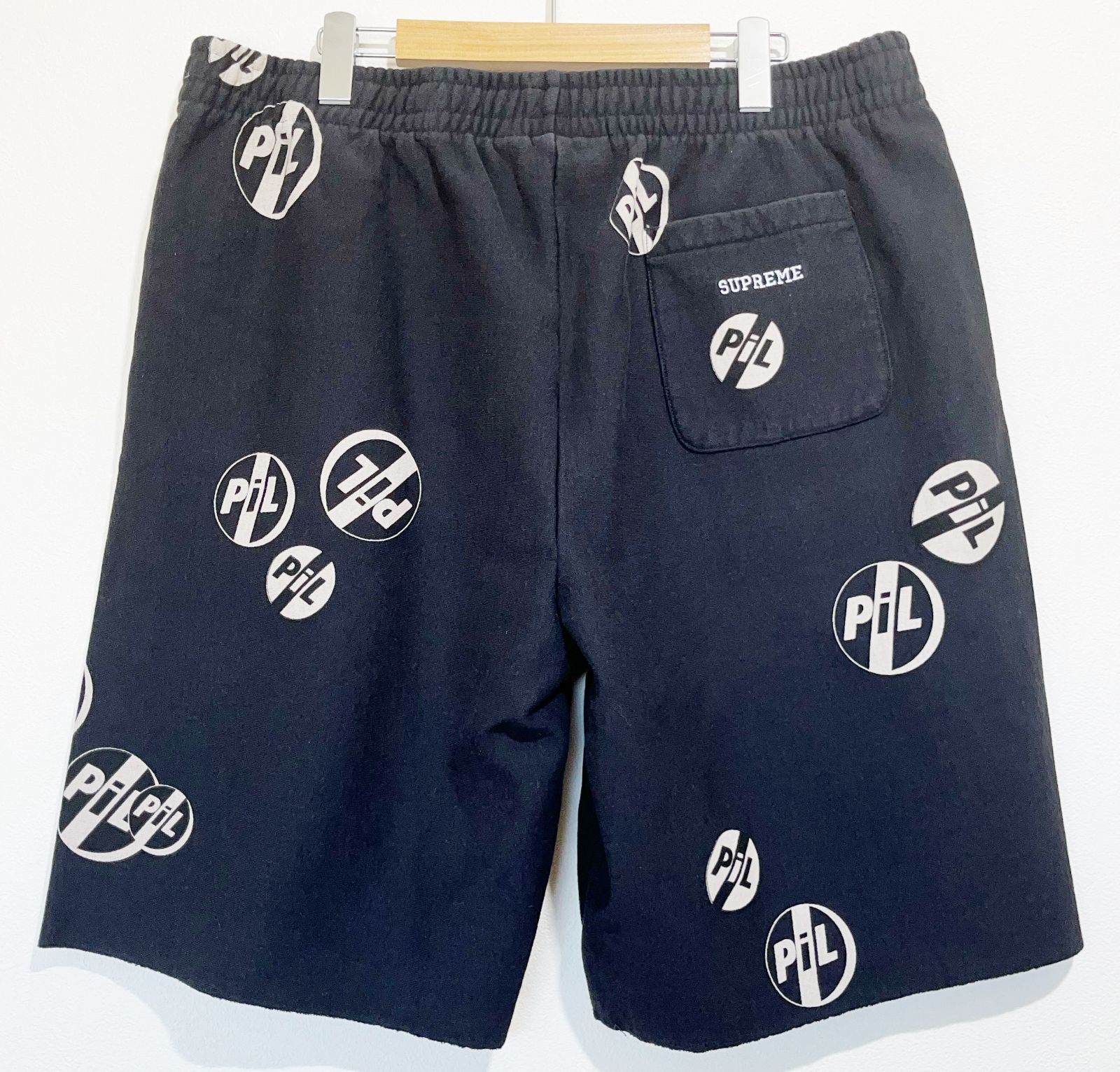 ショートパンツSUPREME PIL Sweatshort - ショートパンツ