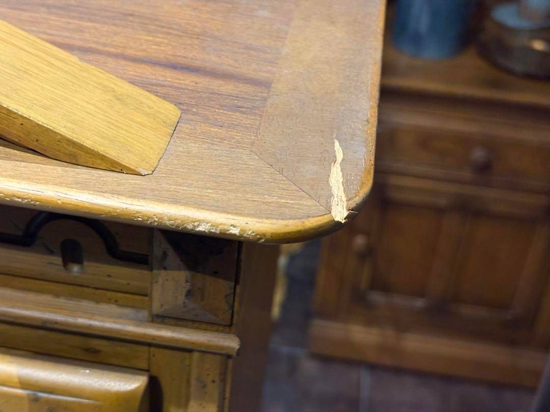 カリモク 食器棚