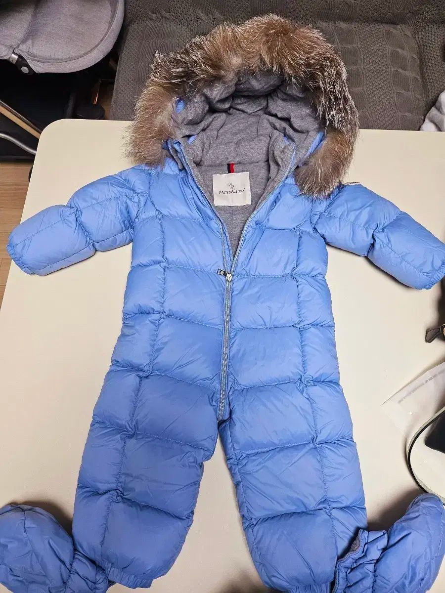MONCLER モンクレール 新生児 ボディスーツ 宇宙服