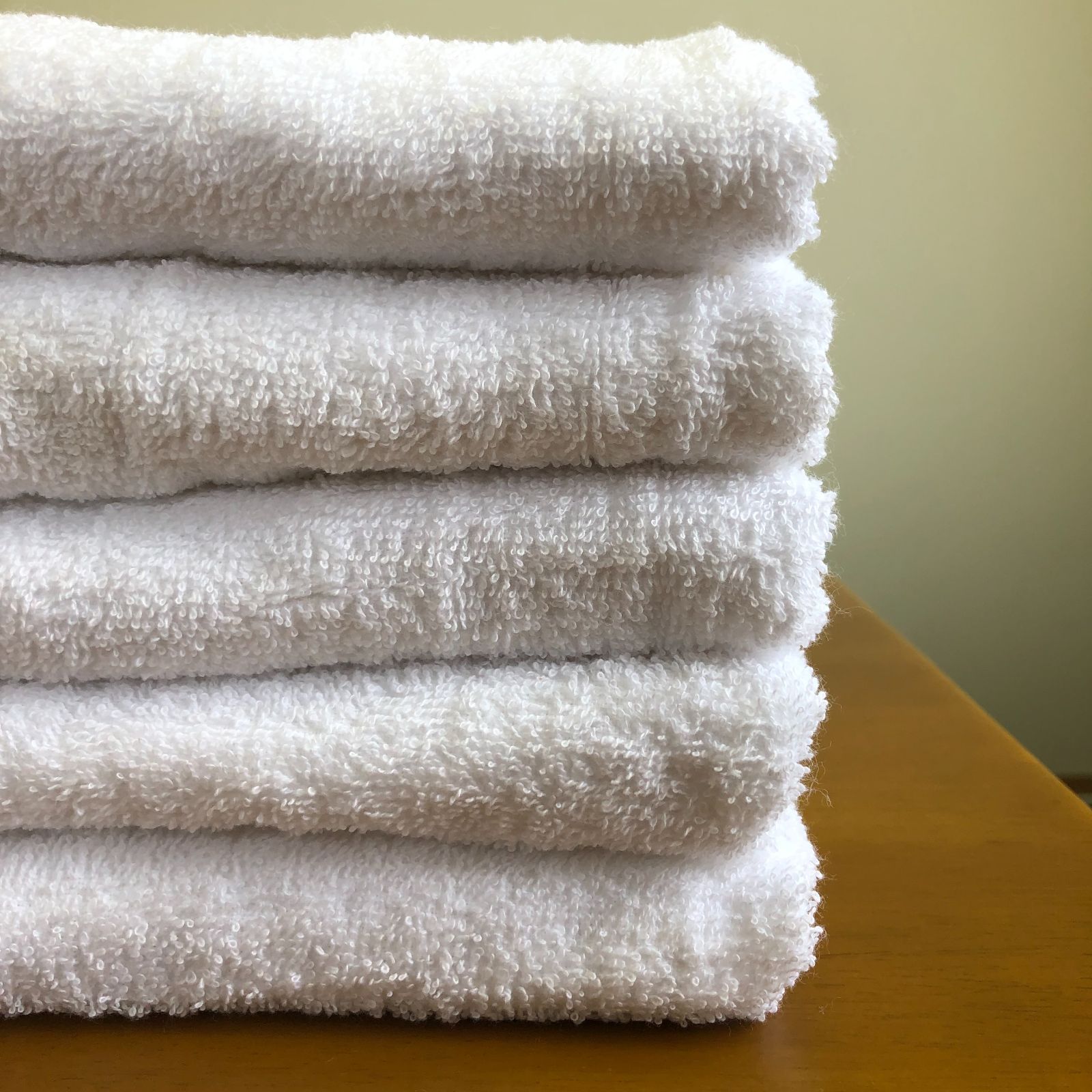 業務用バスタオル800匁白色10枚、340匁ダーク２０枚 購入 業務用バスタオル800匁白色30枚！！ Amazon | バスタオル 業務用