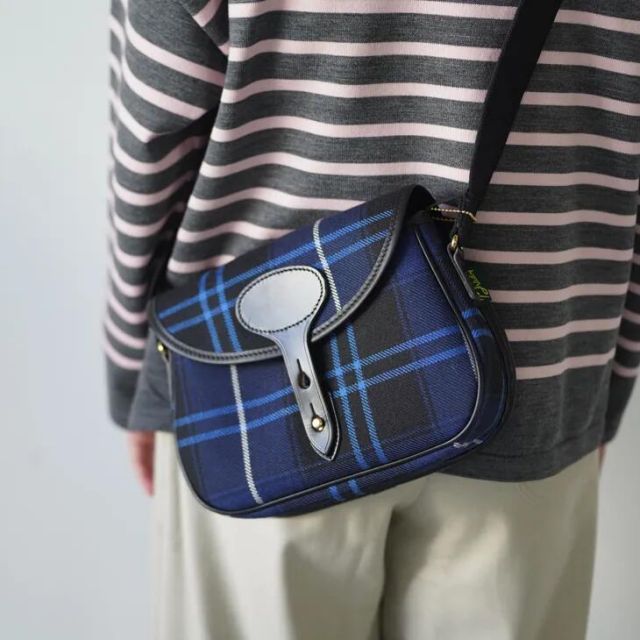 BRADY | COLNE navy gingham | LOCHCARRON WOOL CHECK | ブレディ ショルダーバッグ コルネ 25AW