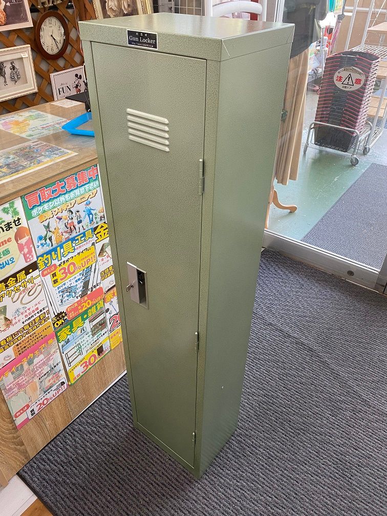 中古品】KSK ガンロッカー 銃保管庫 鍵付き 鋼製ロッカー 高さ137cm 銃