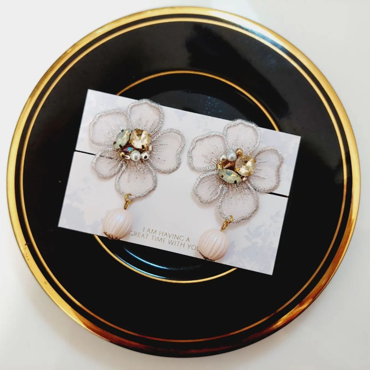 蝶バネイヤリング3点セットB - メルカリ