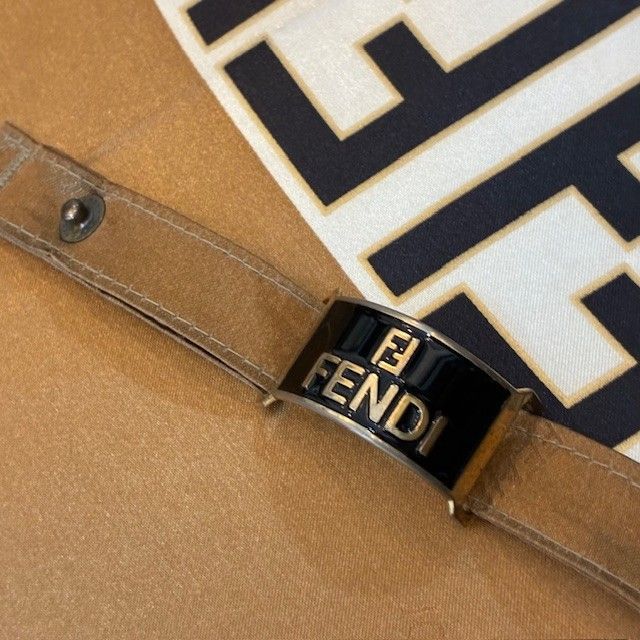 フェンディ FENDI ズッカ FF柄 アンブレラ 雨傘 ゴールド - メルカリ