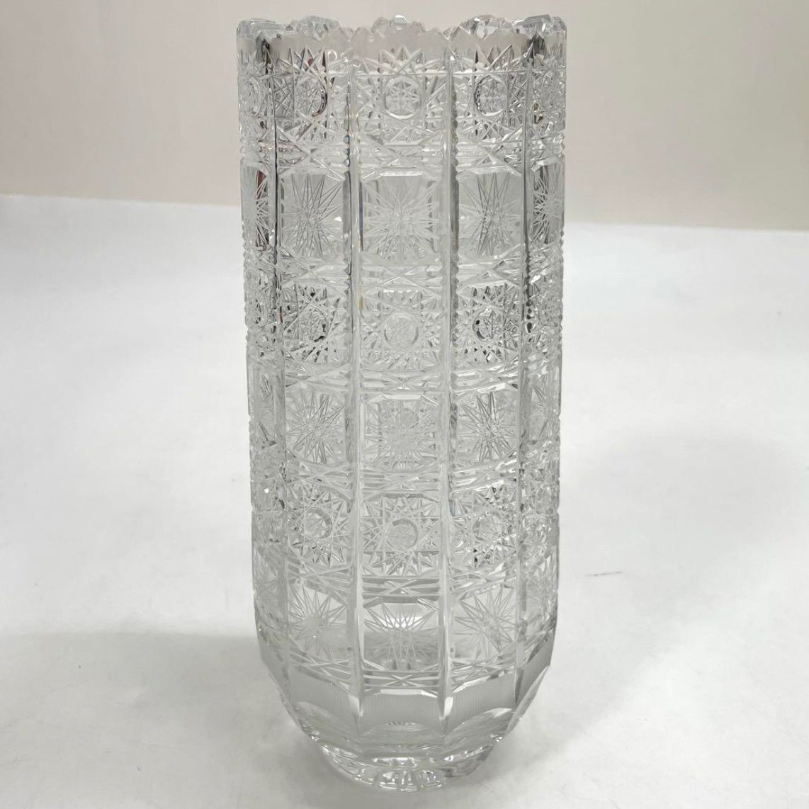 ディスカウント Bohemia glass ボヘミアグラス 箱付 クリスタル 花瓶