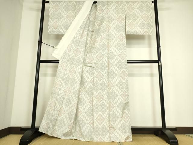 平和屋着物▽本場大島紬　白大島　単衣　菱花文　正絹　逸品　DAAS0194az 平和屋着物▽本場大島紬 白大島 単衣 菱花文 正絹 逸品 DAAS0194az