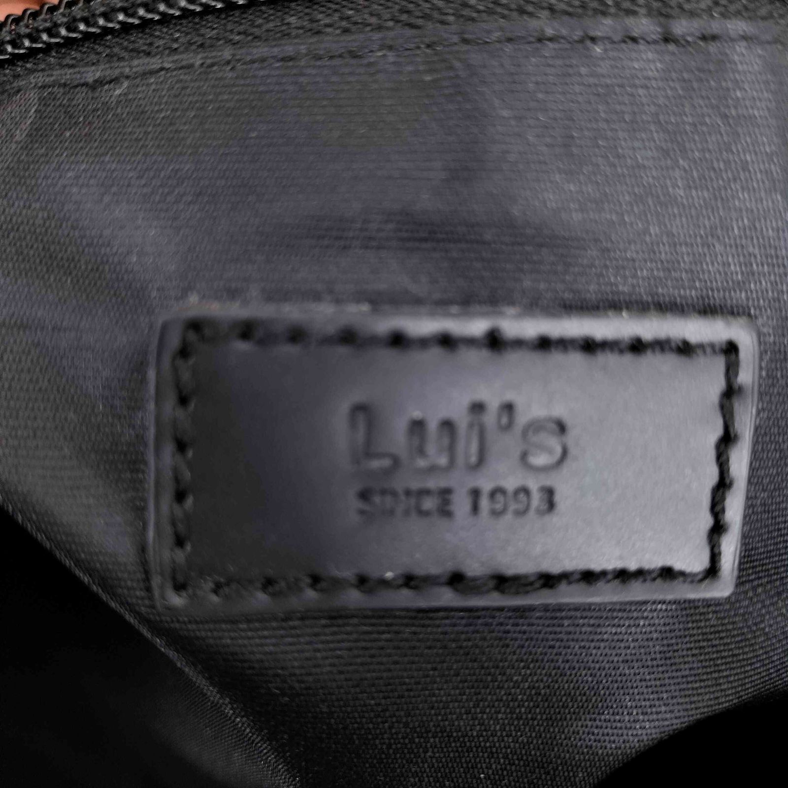 ルイス Luis 22SS レザー4×3 スクエア ショルダーバッグ メンズ 表記無