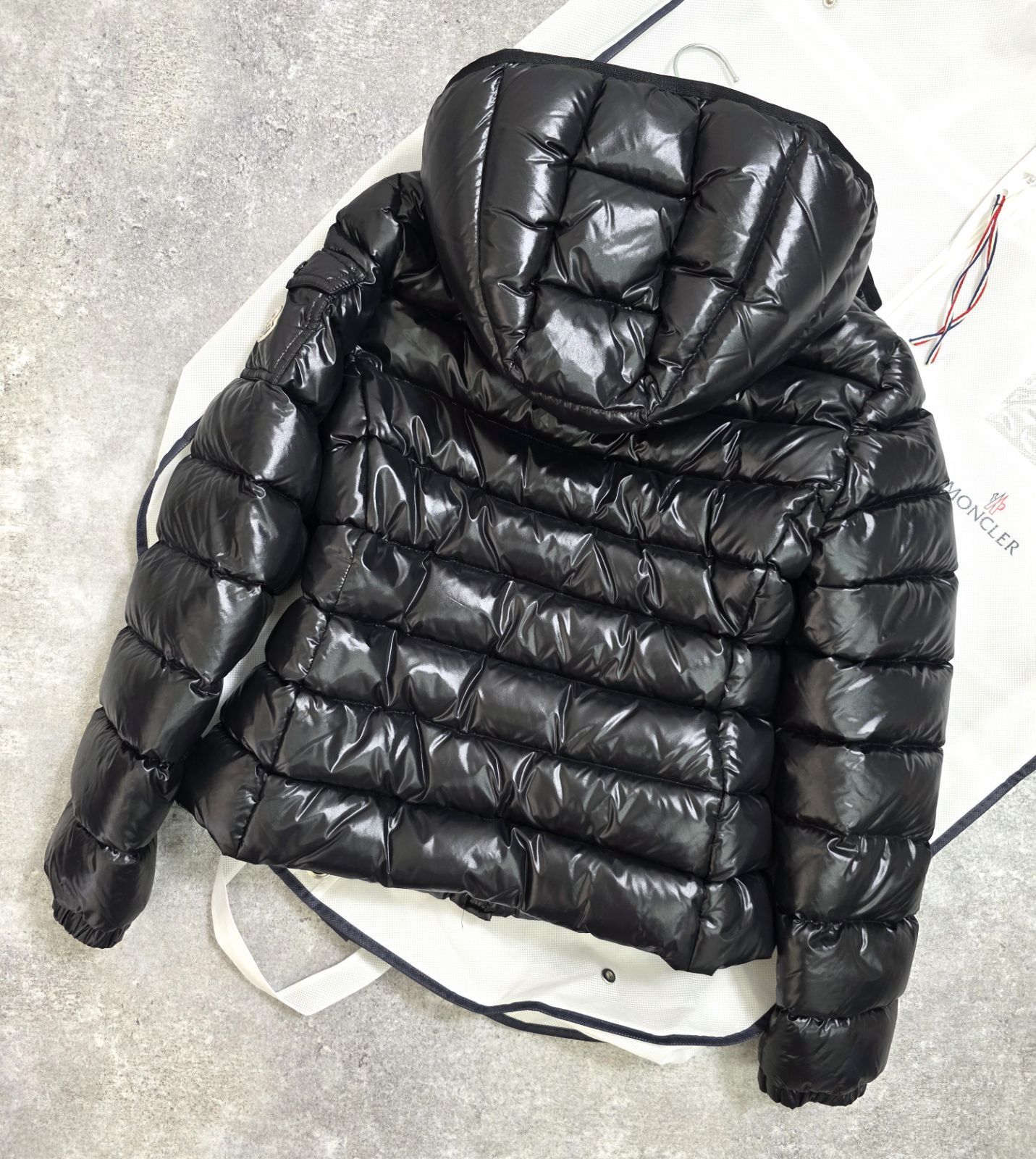 MONCLER バディ フード付きダウンジャケット ブラック MONCLER