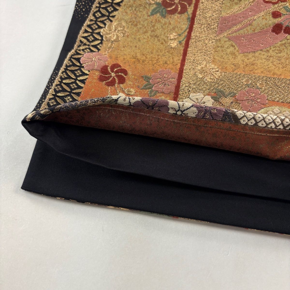 袋帯 秀品 御所車 桜 刺繍 金糸 黒 六通 正絹 【中古】 - メルカリ