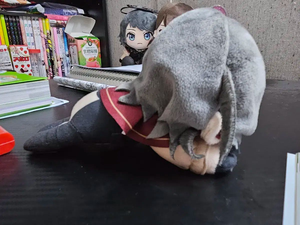 バンドリ ガールズバンドパーティ バンドリ 寝そべり ぬいぐるみ エイブ ムジカ 八畑 ウミリ