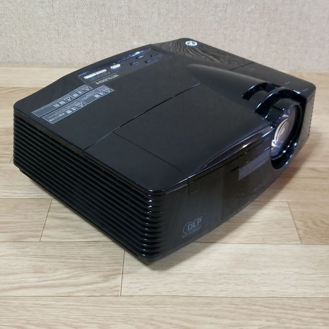 未使用品】三菱製DLPプロジェクター LVP-HC3800 （保管状態A