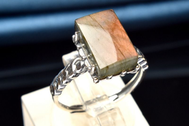 1点物】シルバー925◇レインボーシラー ラブラドライト 12x8mm