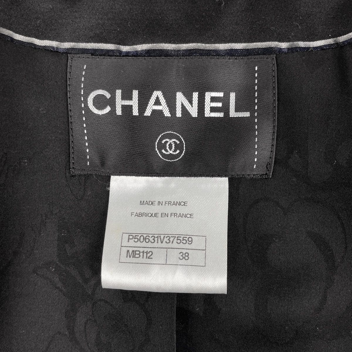 シャネル CHANEL ココマークボタン ノーカラージャケット ライン 