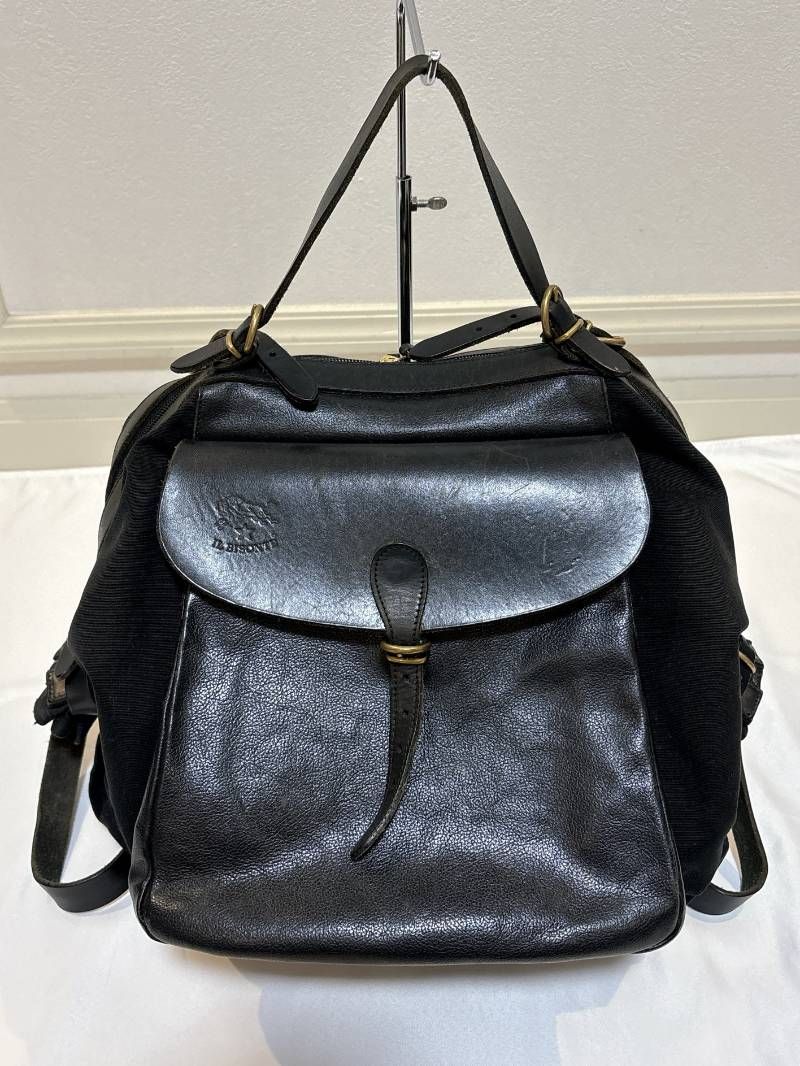 【IL BISONTE】イルビゾンテ キャンディリュック ブラック イルビゾンテ バッグ IL BISONTE レザーキャンディーリュック（ M