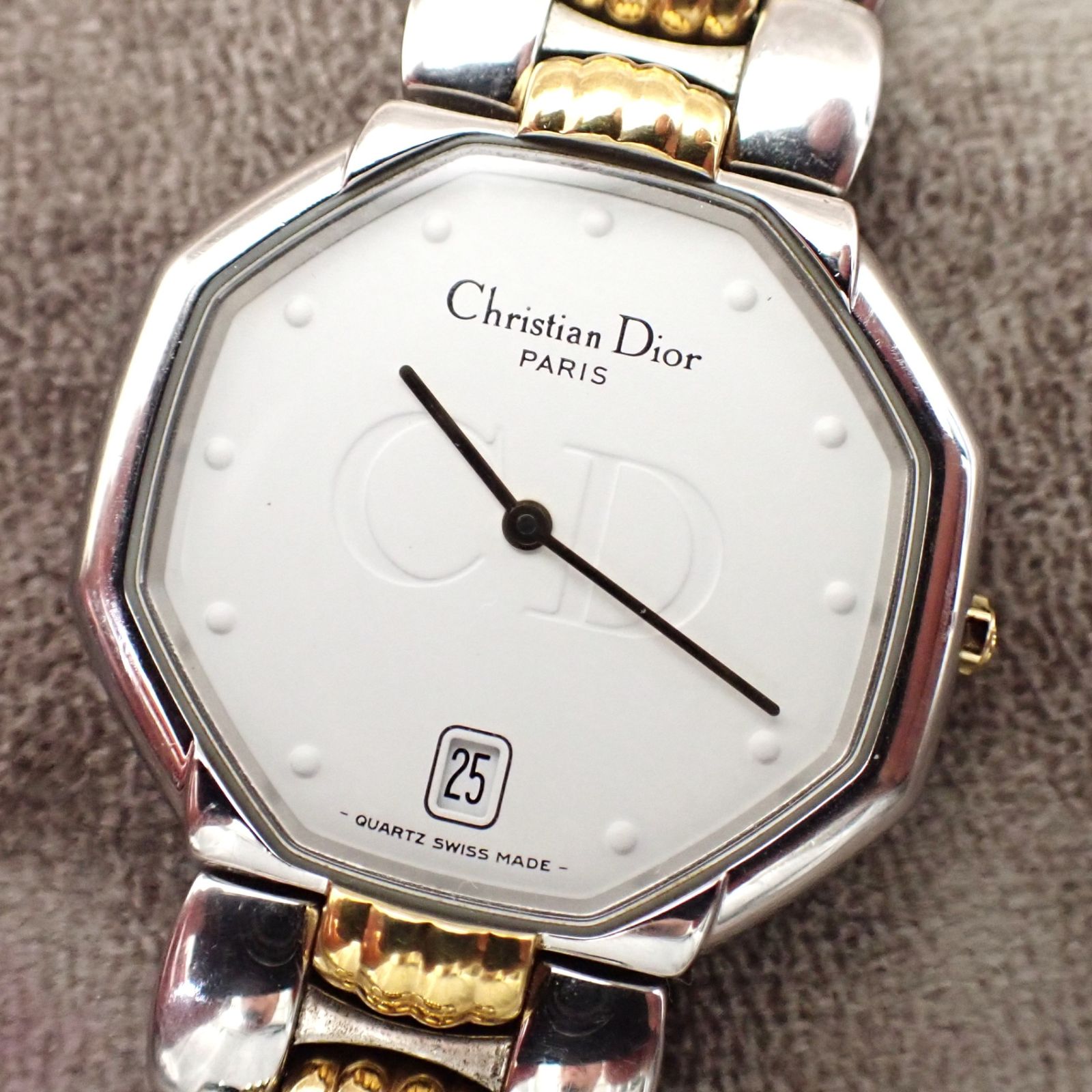 Christian Diorエレガント アナログ時計 ケース付き