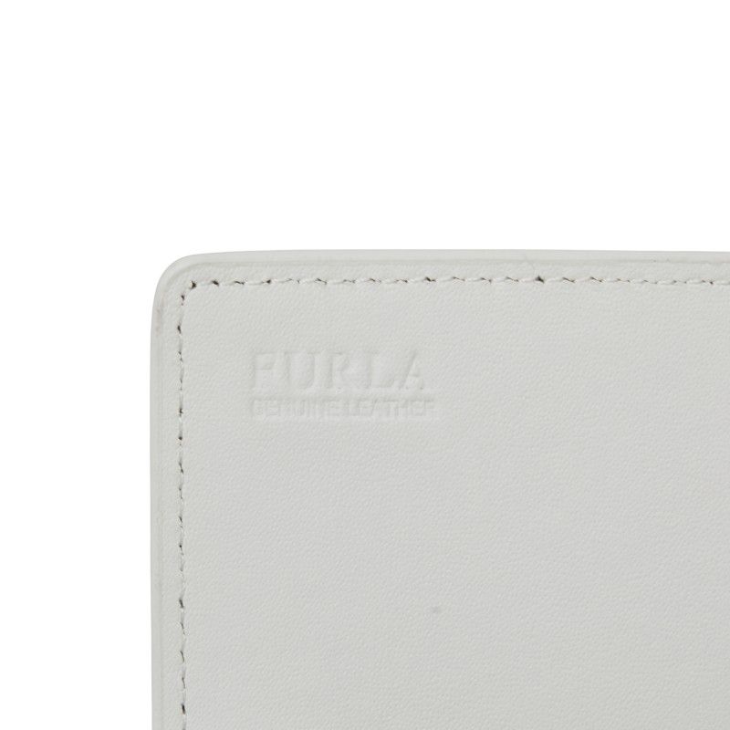 ホワイト レザー