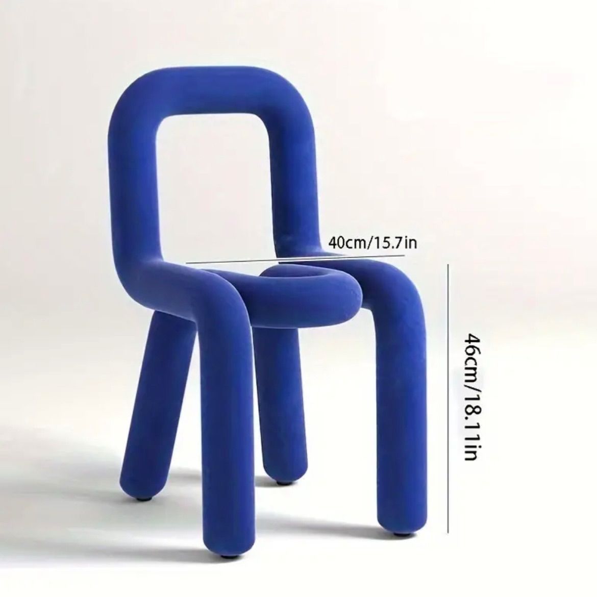 イス チェア 椅子 モダンデザイナー カラフルチェア 北欧 寝室 オフィス リビングルーム 子供部屋 子供 キッズ キッズルーム ミニ椅子 ミニ スチール ユニーク 個性的 おしゃれ かわいい カラフル モダン クラインブルー ブルー 青色 デザイン MARWIL-DEMENAGEMENTS_CH