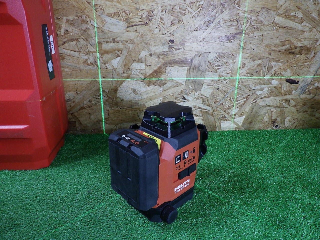 レーザー墨出し器 PM30-MG