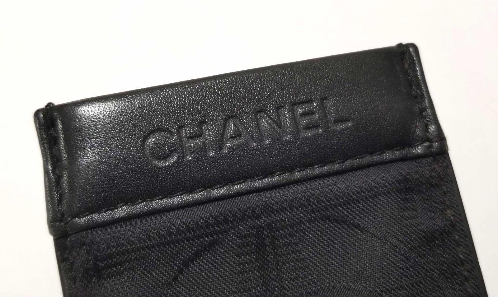 Chanel vip card online holder