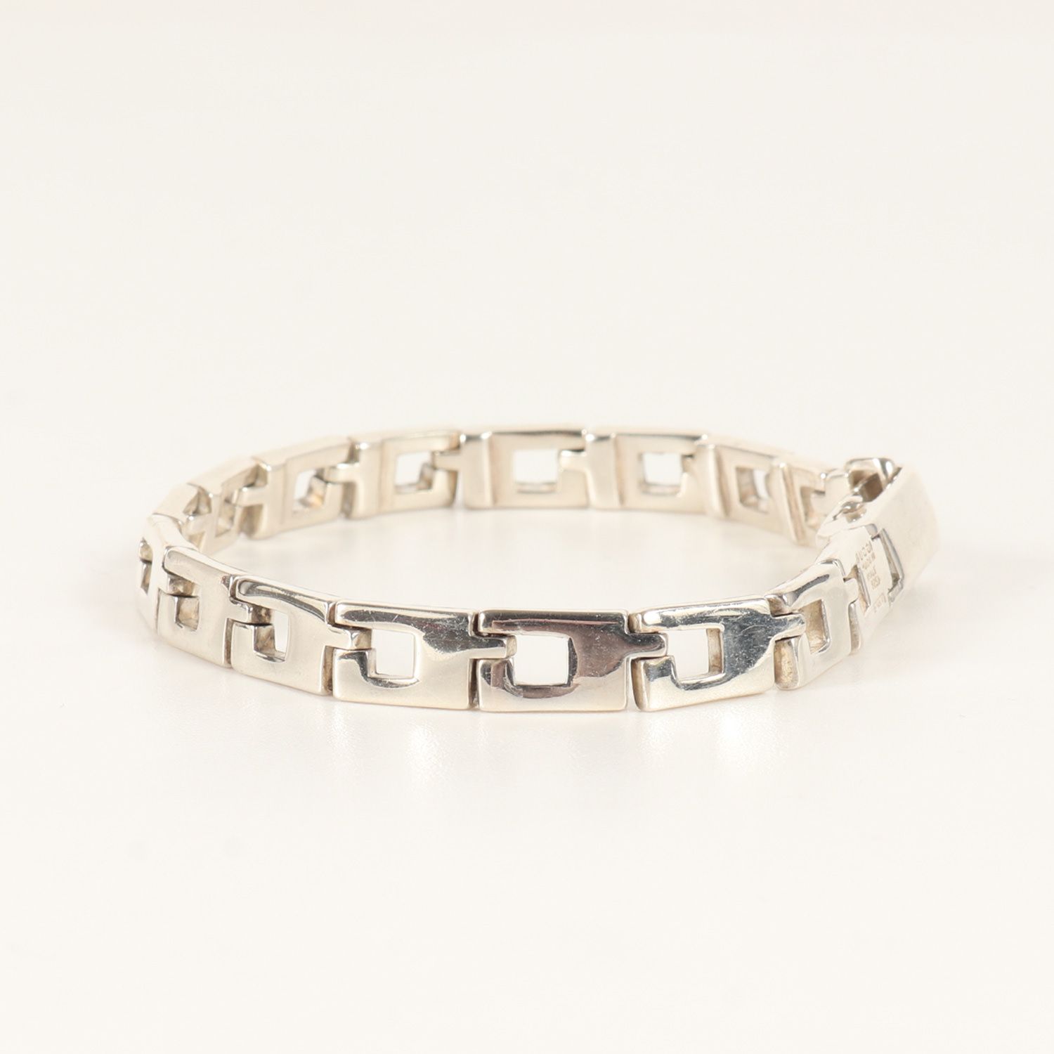 GUCCI グッチ Gシェイプ リンク ブレスレット G Shaped Bracelet 