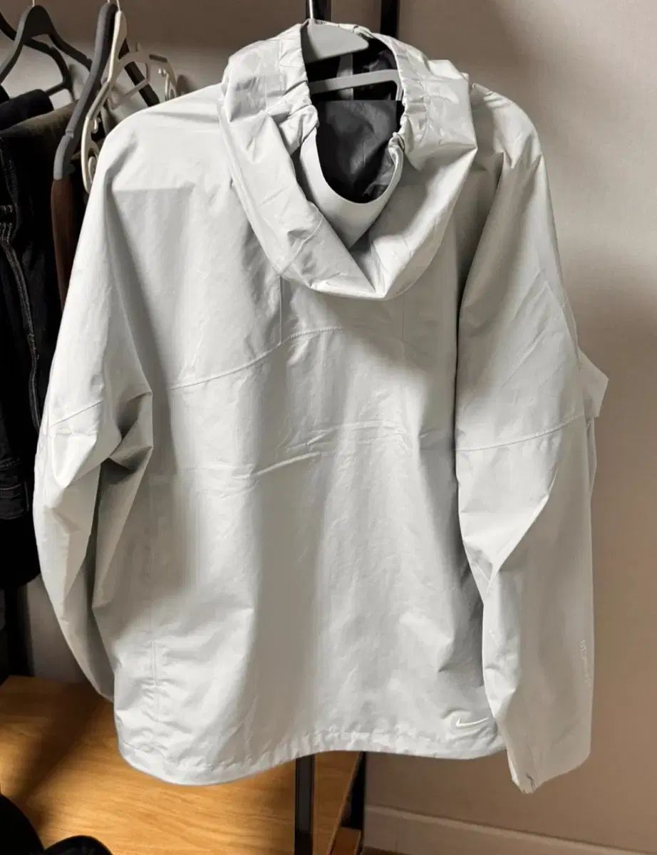 NIKE ACG 防水 フード ジャケット グレー