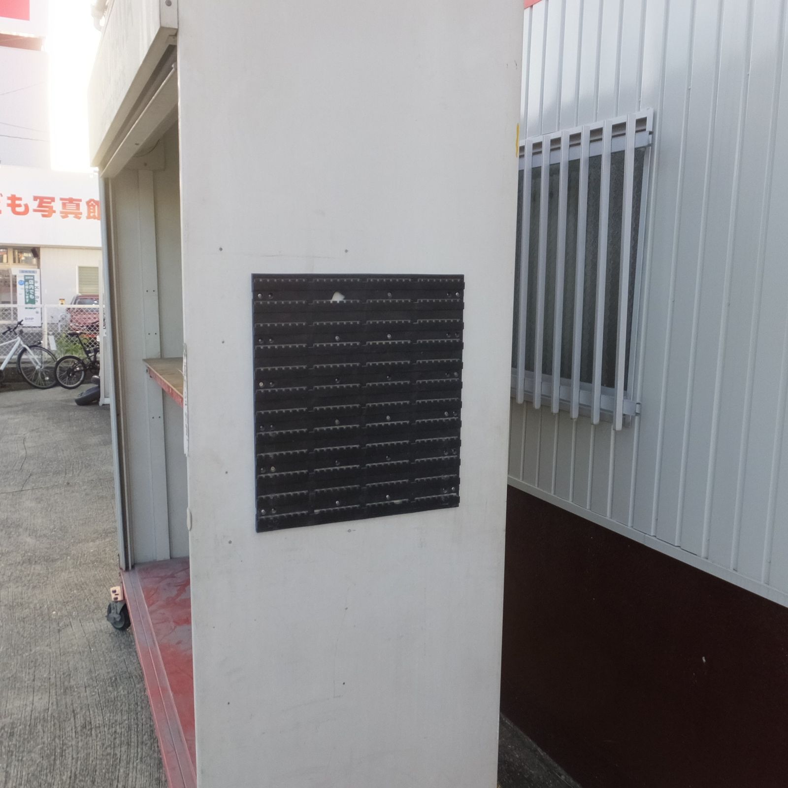 キャスター ガレージ