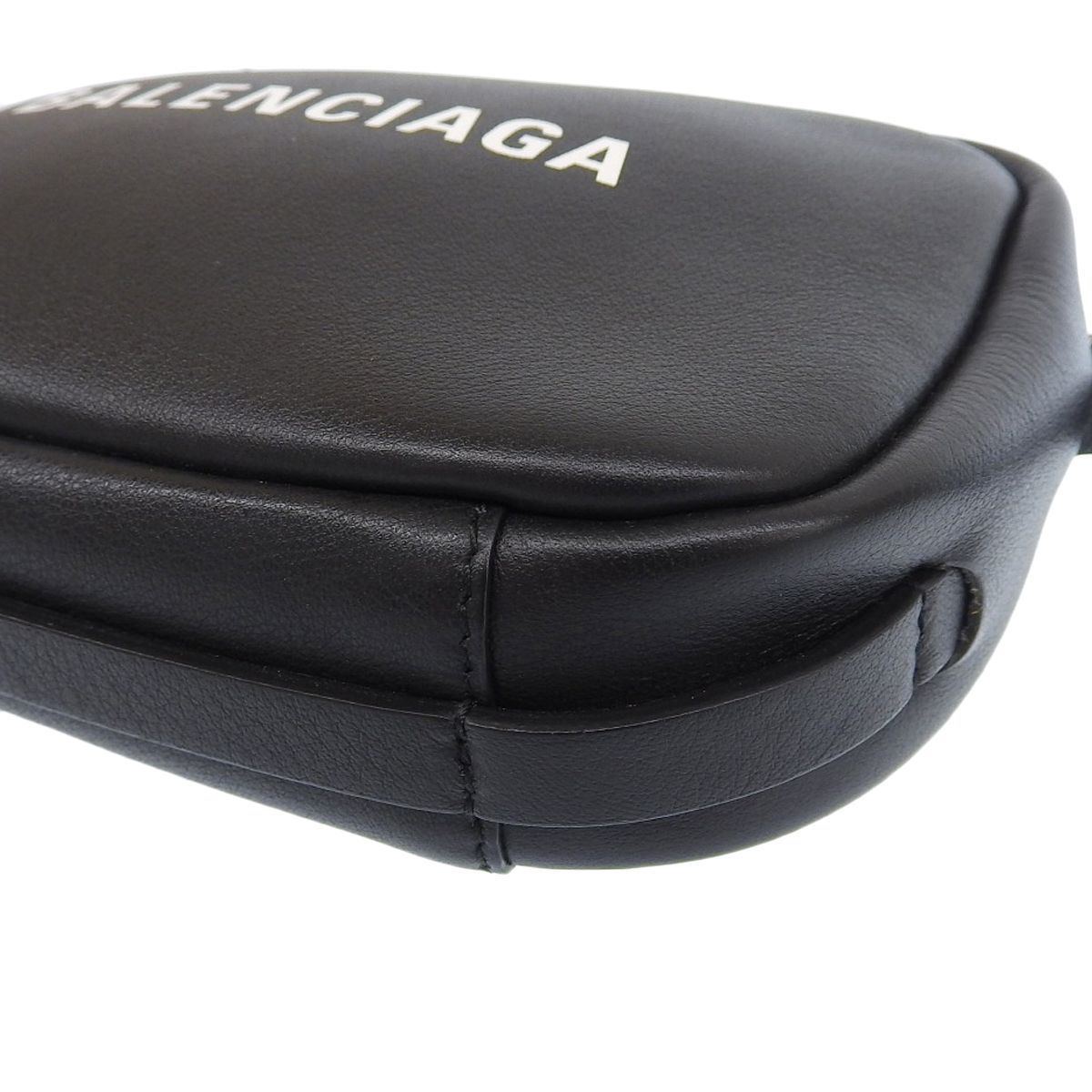 バレンシアガ BALENCIAGA カメラバッグ（カメラバッグ 黒 600325