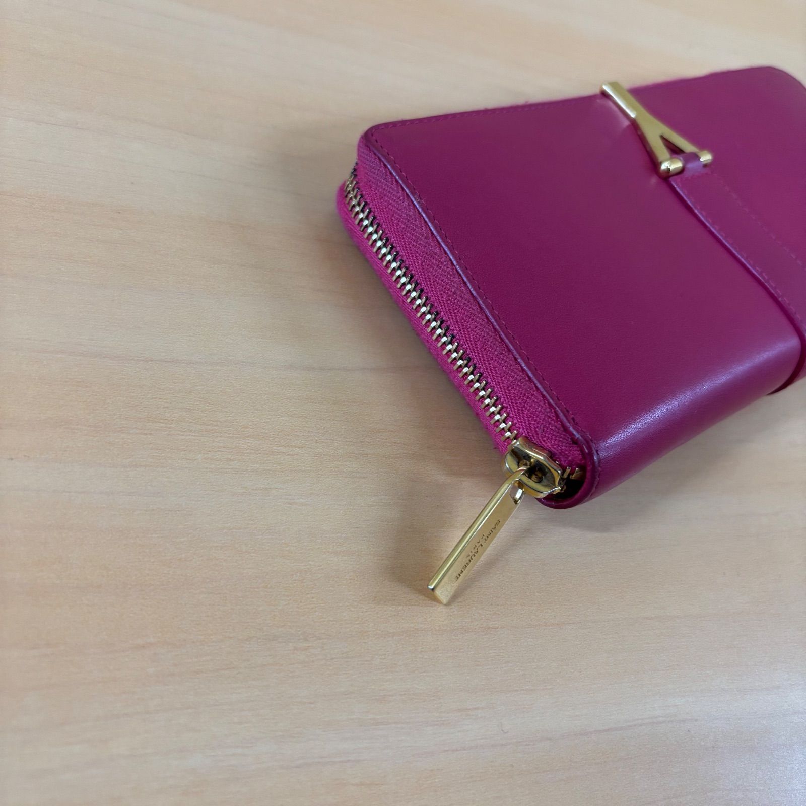 ◎SAINT LAURET サンローラン 長財布 財布 ピンク ゴールド金具 レザー 