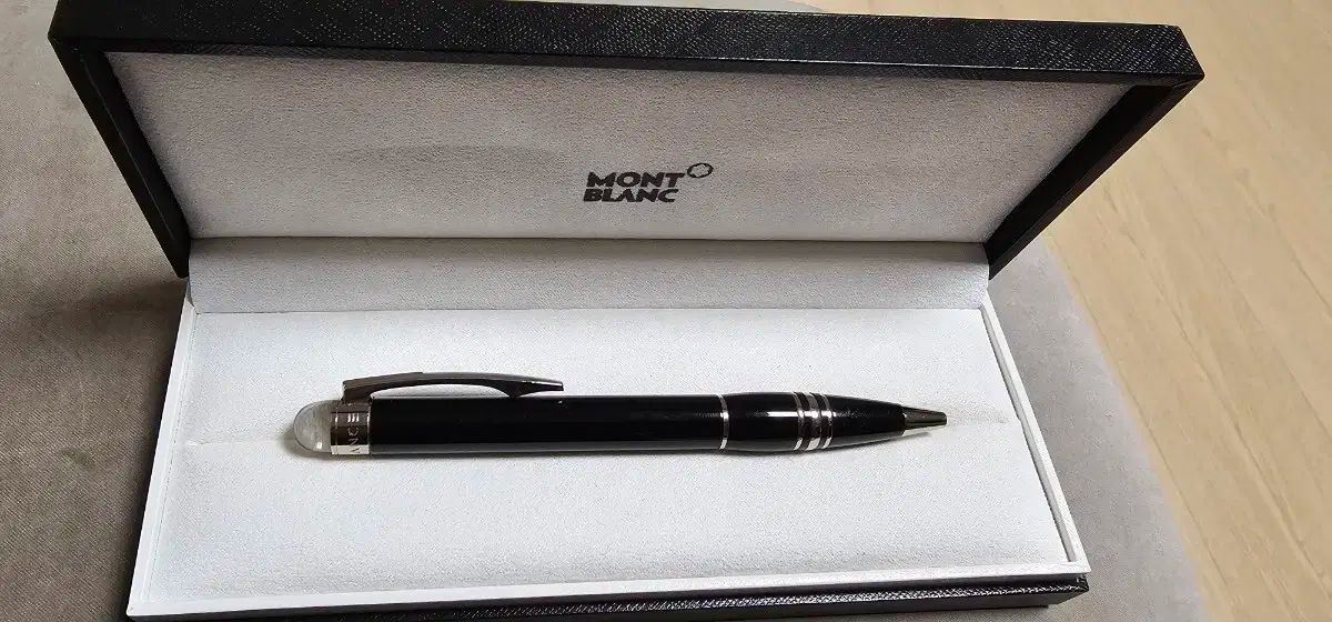 MONT BLANC モンブラン スターウォーカー プラチナ レジン ボールペン