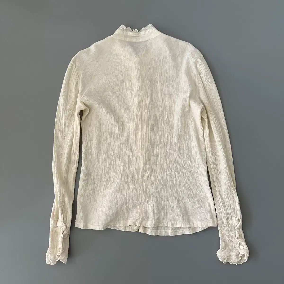 プリーツ シャツ