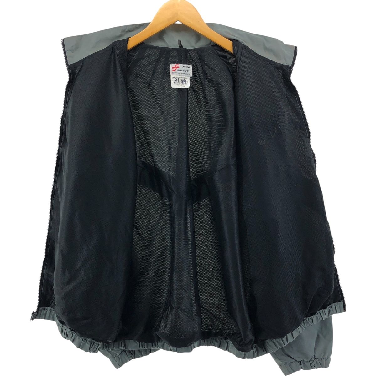 |eaa549576