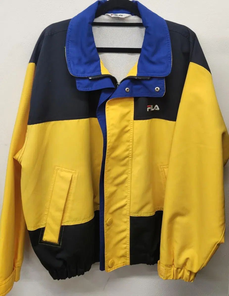 FILA(フィラ) ブルゾン 95 サイズ