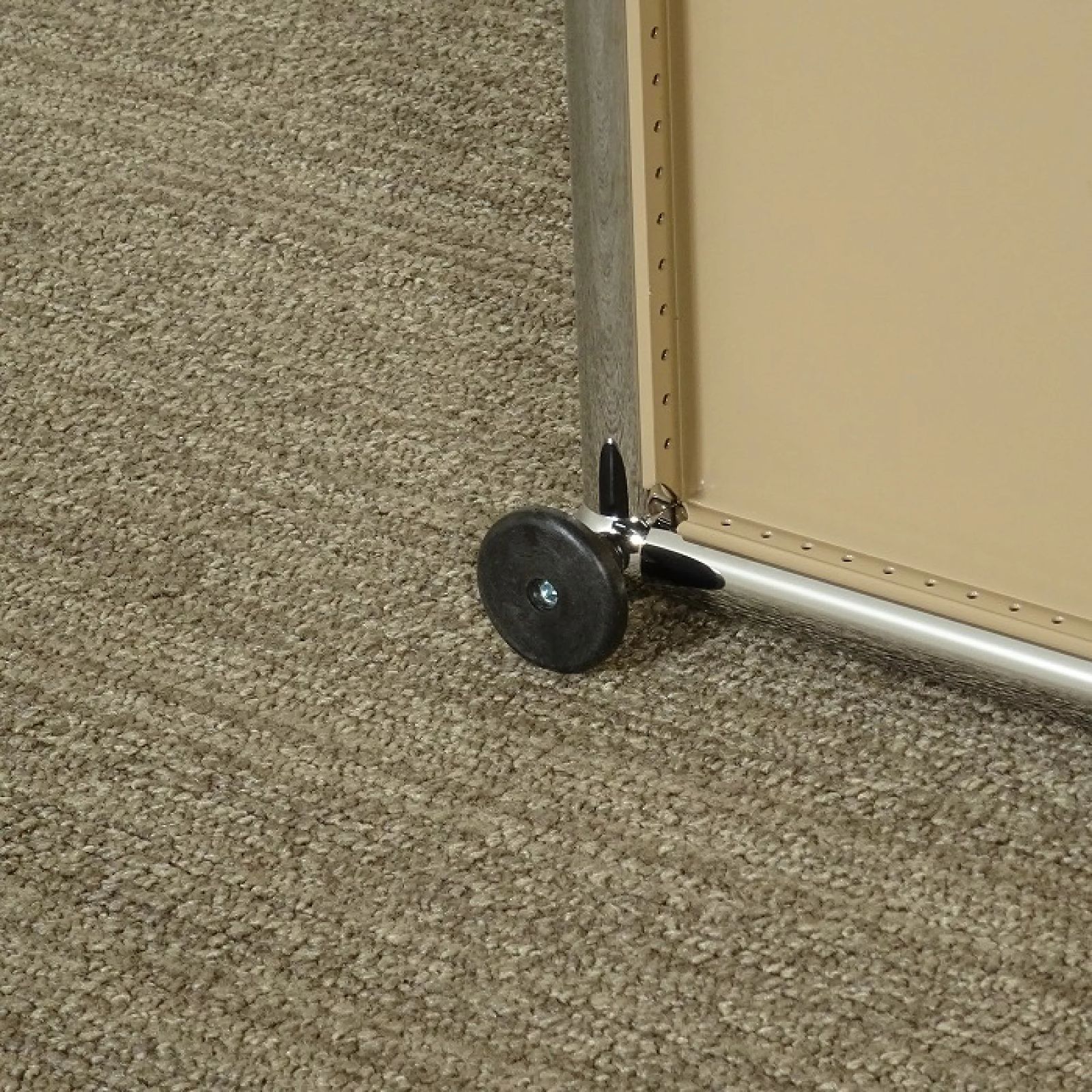 ◾︎SELUNO◾︎ アウトレット USM Haller USMハラー サイドボード ドロップダウンドア×3 ベージュ 32万 v727 MARWIL-DEMENAGEMENTS_CH