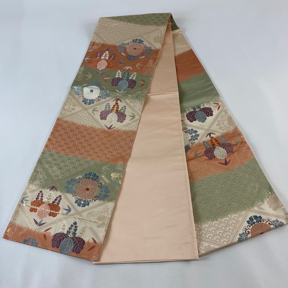 袋帯 秀品 桐 菊 箔 金糸 サーモンピンク 六通 正絹 【中古