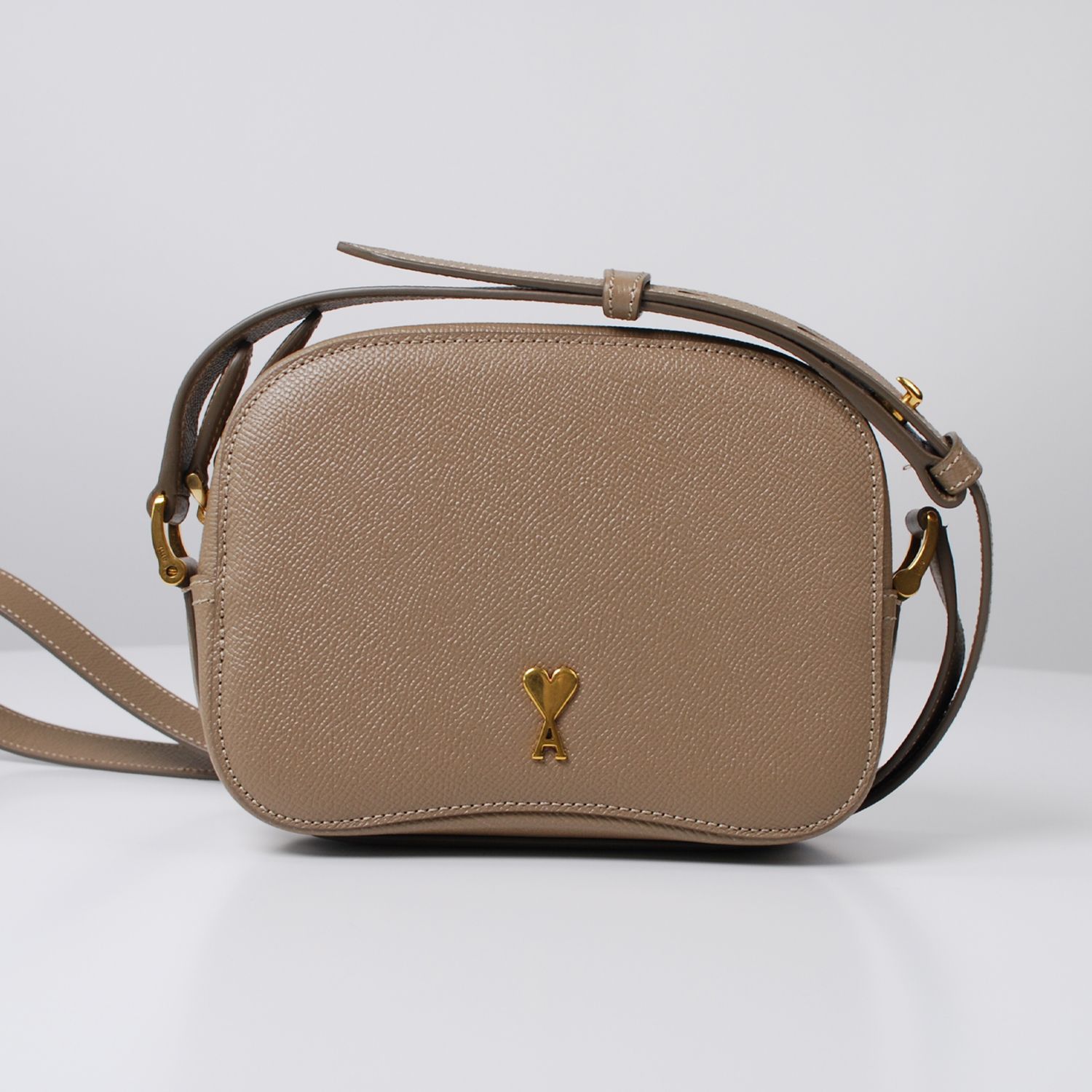 新品未使用】AMI PARIS アミパリス カメラバッグ ショルダーバッグ 