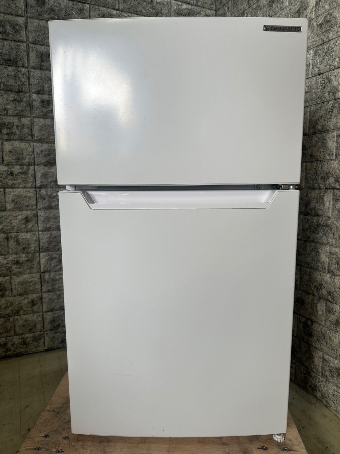 大阪送料無料☆3か月保障付き☆冷蔵庫☆ハイセンス☆2ドア☆2024年☆HR