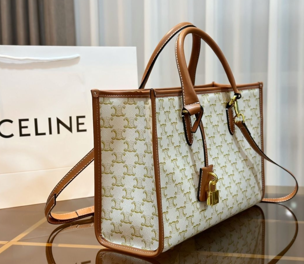 ✨極美品 セリーヌ3点セットコンボパック✨Celine セリーヌ ショルダーバッグクロスボディバッグハンドバッグウォレット3点セットコンボパック