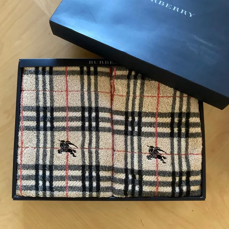 バーバリー BURBERRY バスタオル（新品・未使用） 価格 - 生活雑貨